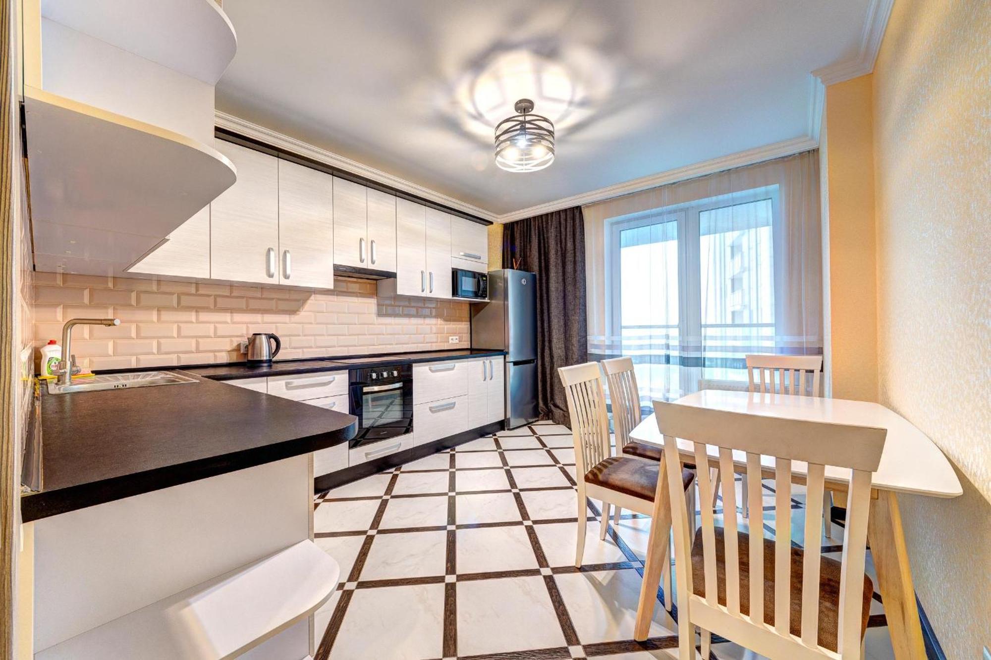 Apartment Voskresenska 18 , Парковые Озера Kiev Phòng bức ảnh