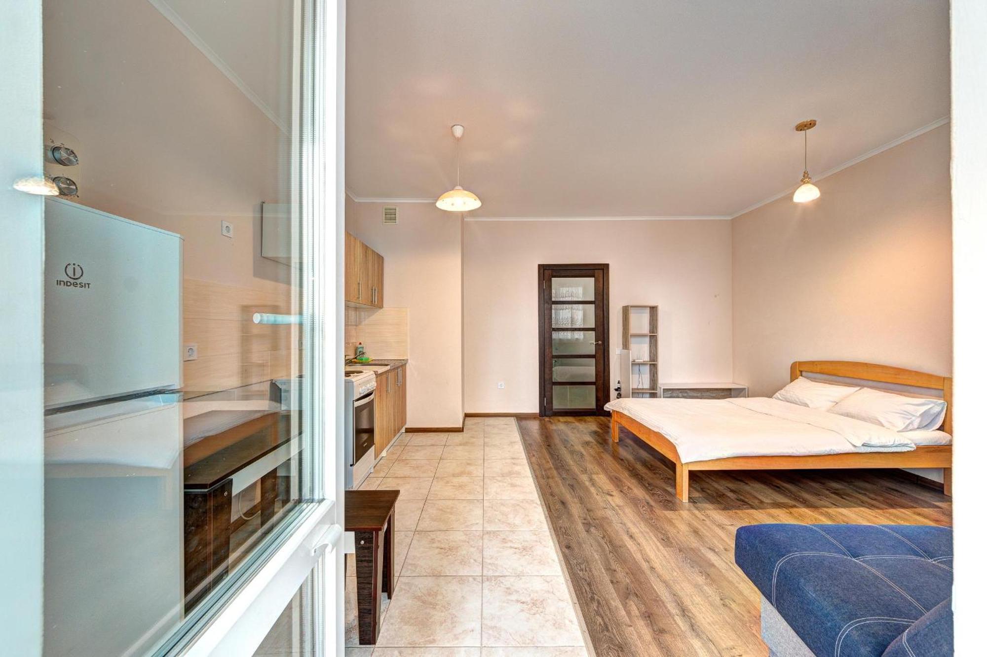 Apartment Voskresenska 18 , Парковые Озера Kiev Phòng bức ảnh