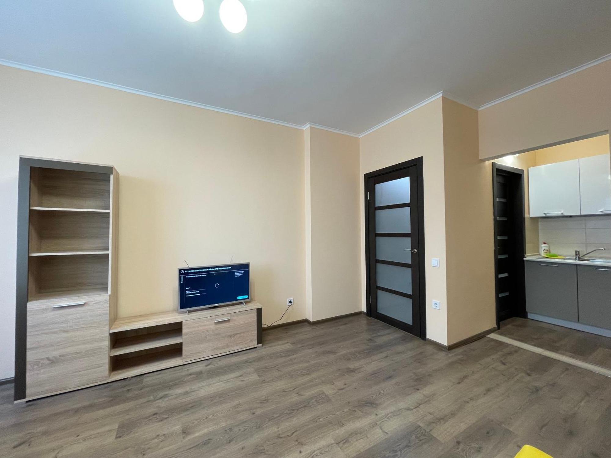 Apartment Voskresenska 18 , Парковые Озера Kiev Phòng bức ảnh