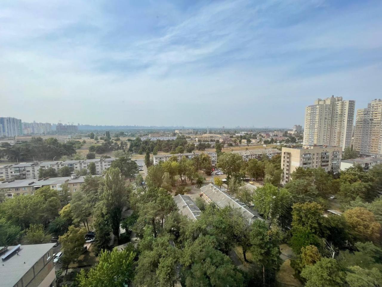 Apartment Voskresenska 18 , Парковые Озера Kiev Ngoại thất bức ảnh
